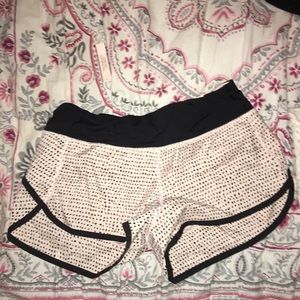 Size 4 lululemon shorts